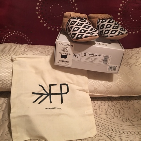 Freshly Picked 💯 authentic new with tags moccasin - Picture 2 of 7